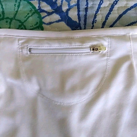 Champion Skort - Picture 3 of 7